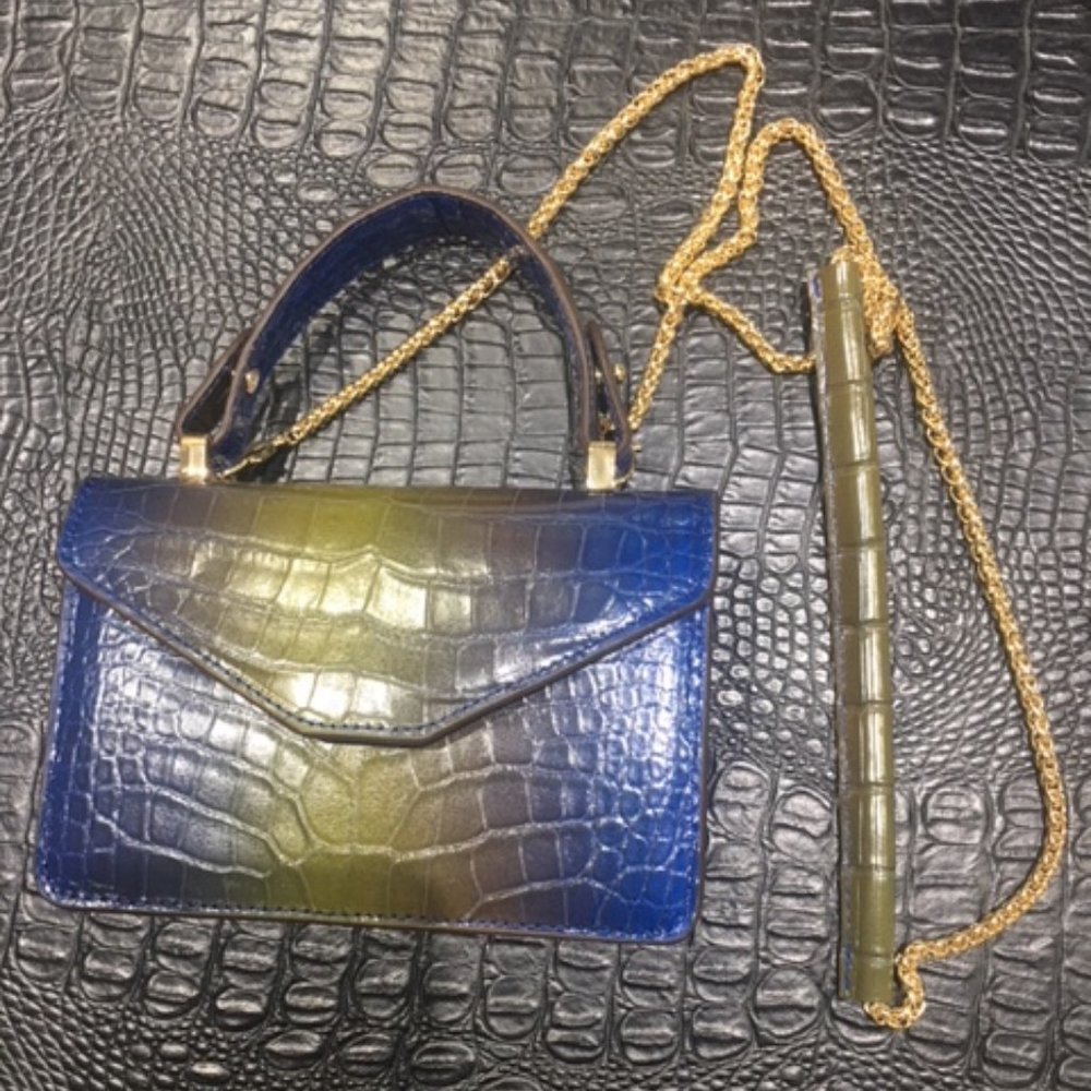 Bag with chain strap